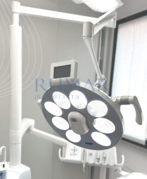 LAMPARA-DENTAL-CIRUGIA-B75-FARO-80-B75-MARCA